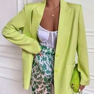 Peak Collar Pocket Patched Blazer